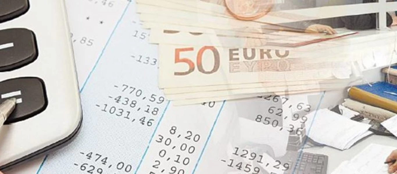 Βγαίνει σε διαβούλευση το νέο φορολογικό: Φοροελαφρύνσεις για όλους με «αντάλλαγμα» περισσότερο «πλαστικό χρήμα»